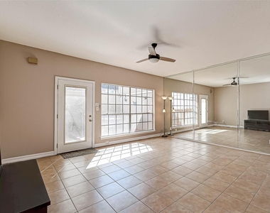 2232 S Piney Point Road - Photo Thumbnail 5