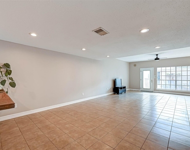 2232 S Piney Point Road - Photo Thumbnail 2