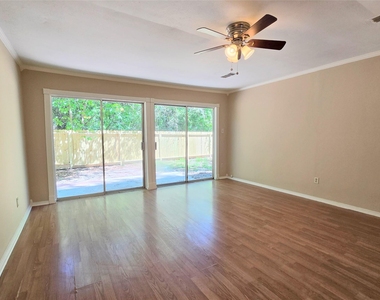 2602 N Red Cedar Circle - Photo Thumbnail 6