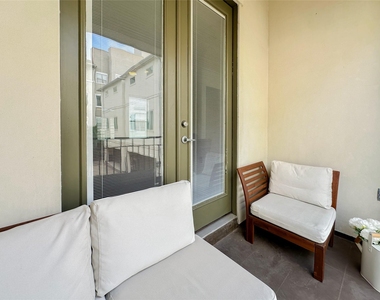 2 Hermann Park Court - Photo Thumbnail 21