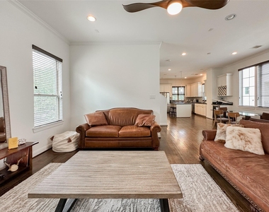 2 Hermann Park Court - Photo Thumbnail 15