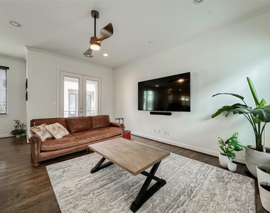 2 Hermann Park Court - Photo Thumbnail 18