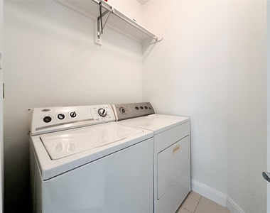 2 Hermann Park Court - Photo Thumbnail 40