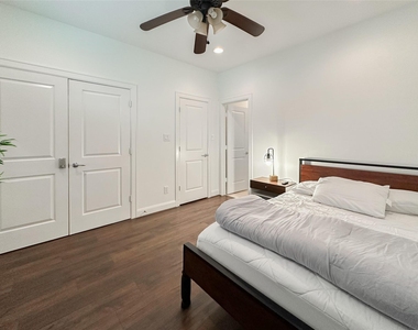 2 Hermann Park Court - Photo Thumbnail 32
