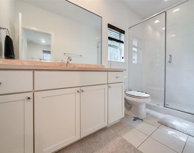 2 Hermann Park Court - Photo Thumbnail 33