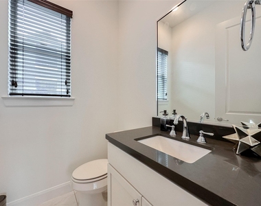 2 Hermann Park Court - Photo Thumbnail 19