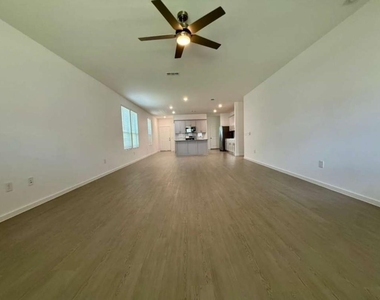 15349 Dapple Bluff Lane - Photo Thumbnail 6