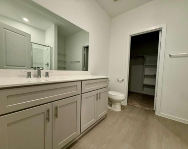 15349 Dapple Bluff Lane - Photo Thumbnail 10