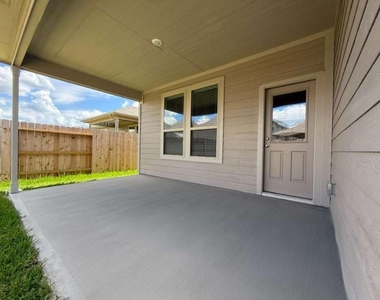 15349 Dapple Bluff Lane - Photo Thumbnail 17