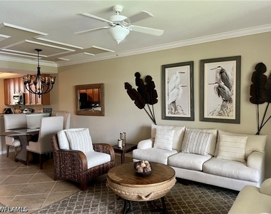 9509 Avellino Way - Photo Thumbnail 17