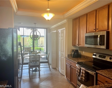 9509 Avellino Way - Photo Thumbnail 9