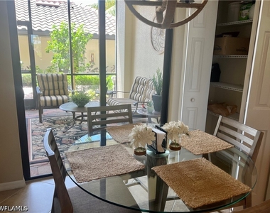 9509 Avellino Way - Photo Thumbnail 5