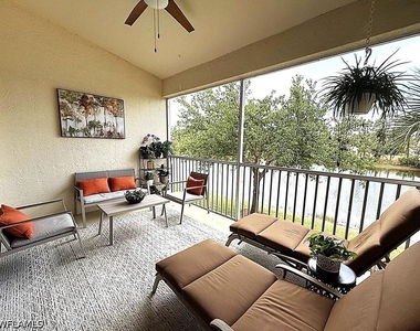 10135 Colonial Country Club Boulevard - Photo Thumbnail 20