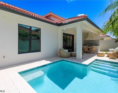 7968 Cordoba Place - Photo Thumbnail 47