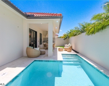 7968 Cordoba Place - Photo Thumbnail 42