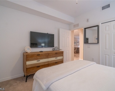 9596 Trevi Court - Photo Thumbnail 15