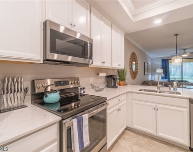 9596 Trevi Court - Photo Thumbnail 6