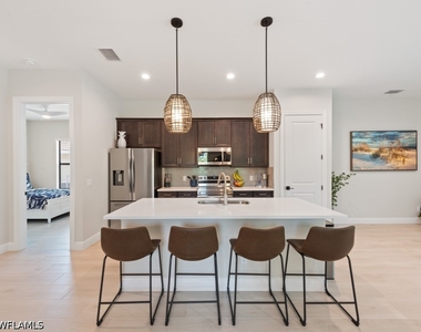 837 99th Avenue N - Photo Thumbnail 11