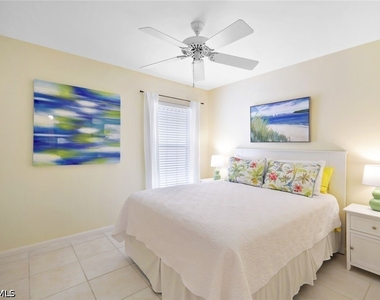 286 4th Street S - Photo Thumbnail 15