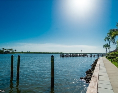 1215 Edington Place - Photo Thumbnail 25