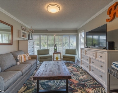1215 Edington Place - Photo Thumbnail 1