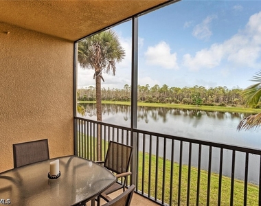 9727 Acqua Court - Photo Thumbnail 15