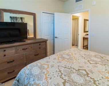 9826 Giaveno Circle - Photo Thumbnail 13