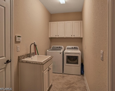 2850 Aviamar Circle - Photo Thumbnail 19