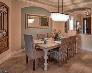 2850 Aviamar Circle - Photo Thumbnail 10