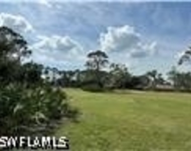 3120 Seasons Way - Photo Thumbnail 25