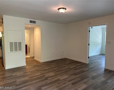 3120 Seasons Way - Photo Thumbnail 28
