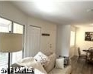 3120 Seasons Way - Photo Thumbnail 2