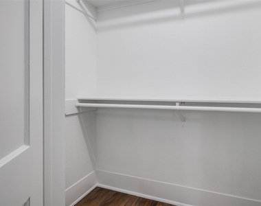 605 Bomar Street - Photo Thumbnail 10