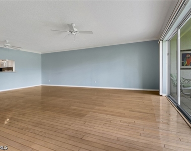 4556 Andover Way - Photo Thumbnail 4