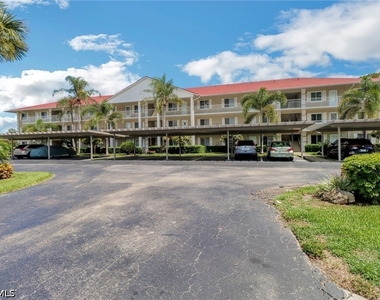 4556 Andover Way - Photo Thumbnail 3