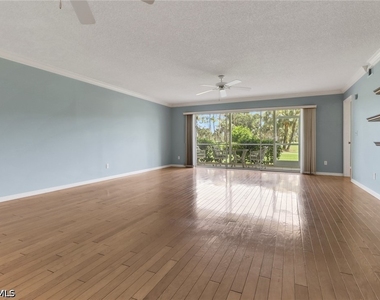 4556 Andover Way - Photo Thumbnail 12