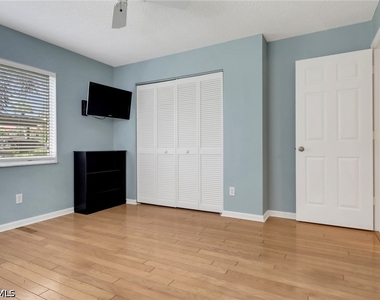 4556 Andover Way - Photo Thumbnail 19