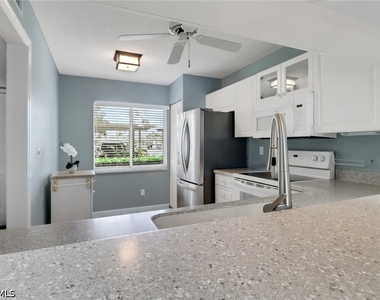 4556 Andover Way - Photo Thumbnail 10