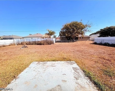 419 Ne 16th Place - Photo Thumbnail 20