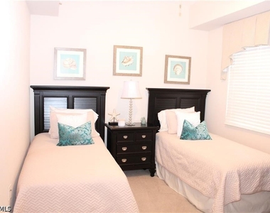10349 Heritage Bay Boulevard - Photo Thumbnail 9