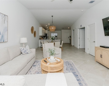 5478 Double Eagle Circle - Photo Thumbnail 11