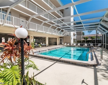 1020 Swallow Avenue - Photo Thumbnail 37