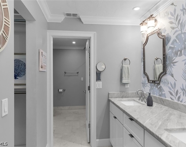 1020 Swallow Avenue - Photo Thumbnail 22