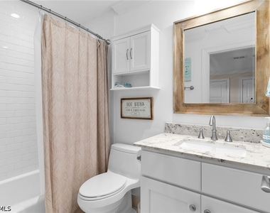 1020 Swallow Avenue - Photo Thumbnail 18