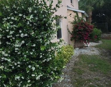 26705 Little John Court - Photo Thumbnail 10