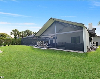 2307 Queens Way - Photo Thumbnail 30