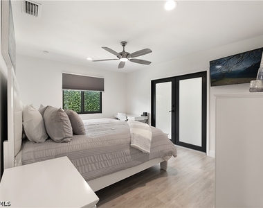 2307 Queens Way - Photo Thumbnail 25