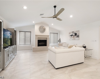 2307 Queens Way - Photo Thumbnail 16