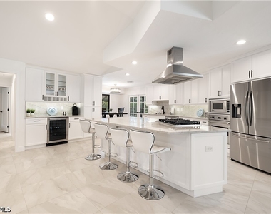 2307 Queens Way - Photo Thumbnail 15