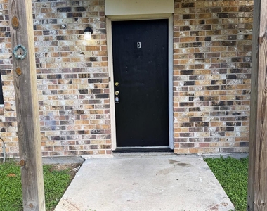 1614 Vauthier Street - Photo Thumbnail 1